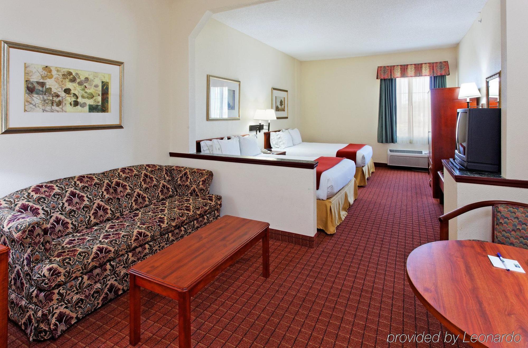 Holiday Inn Express & Suites Crossville, An Ihg Hotel Δωμάτιο φωτογραφία